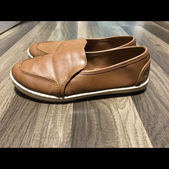 Women’s slip on shoes size 6 - Picture 4 of 5